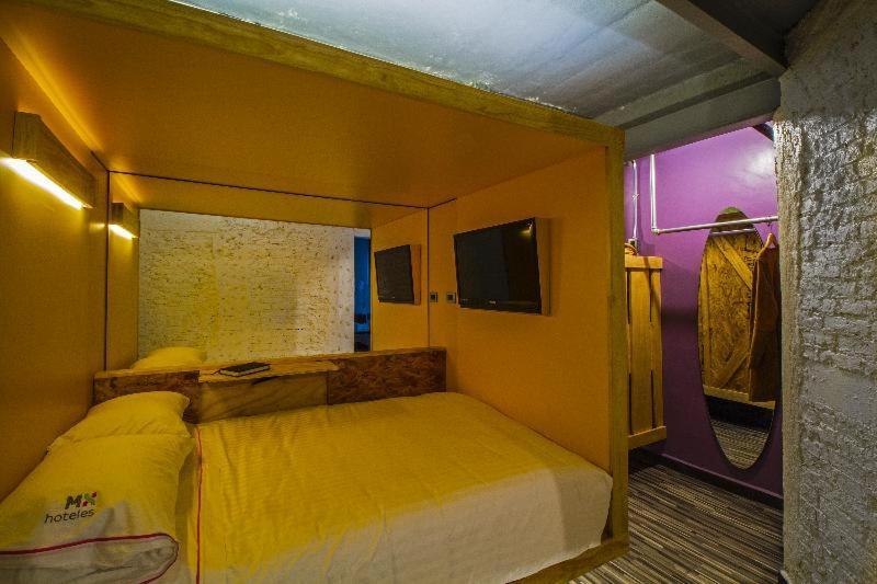 Hotel Mx Mas Roma Mexico City Room photo